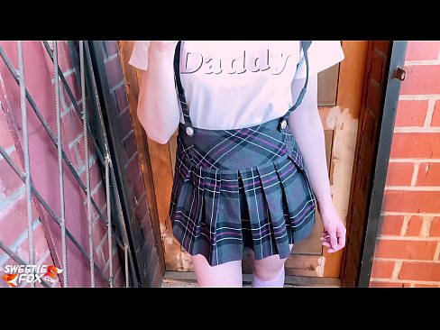 ❤️ Nxënëse thith karin e saj thellë dhe qihet në vend të klasave. ❤ Video anale në pornografi sq.serviporno.ru